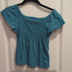 Girls Old Navy Blue Smocked Peasant Top